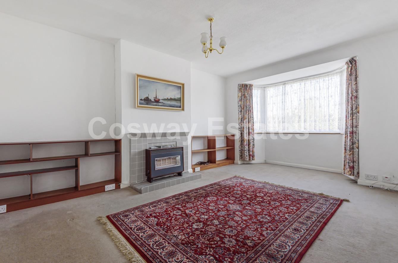 The Fairway, Mill Hill